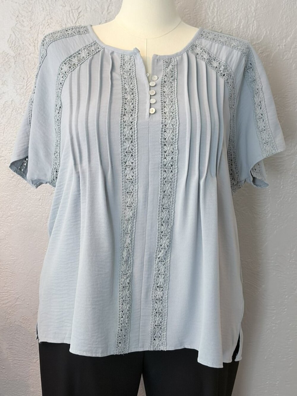 Light Gray Slate Blue Short Sleeve Lace Eyelet Boho Blouse Plus Size 2XL